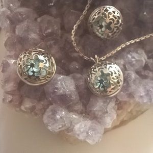 Vintage Avon blue filigree Necklace and Earrings